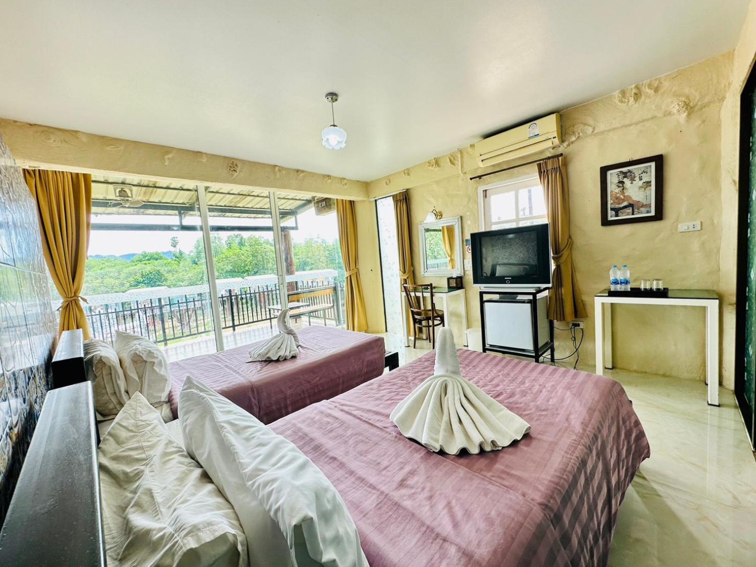 Yoko River Kwai Resort Sai Yok Bagian luar foto